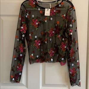 Long sleeve embroidered top